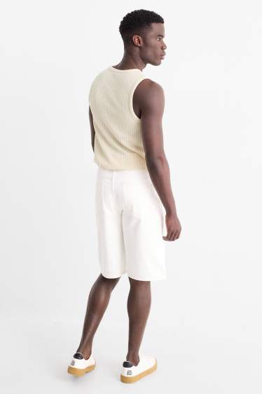 Herren - Jeans-Bermudas - cremeweiss