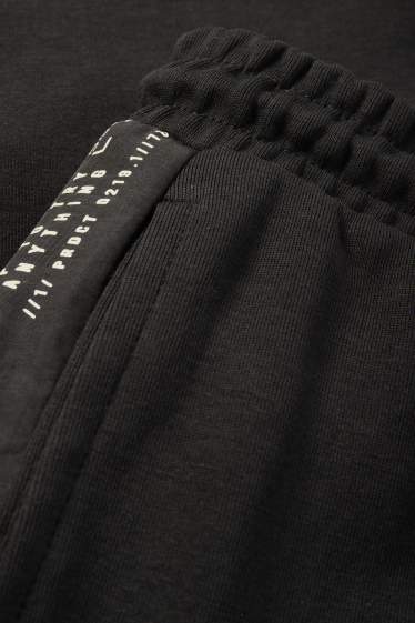 Kinder Buben - Sweatshorts - schwarz