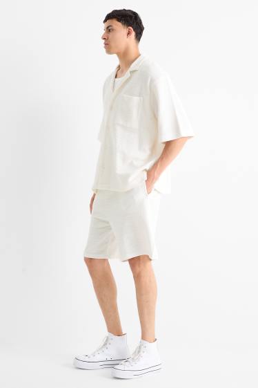 Heren - Short - met structuur - wit