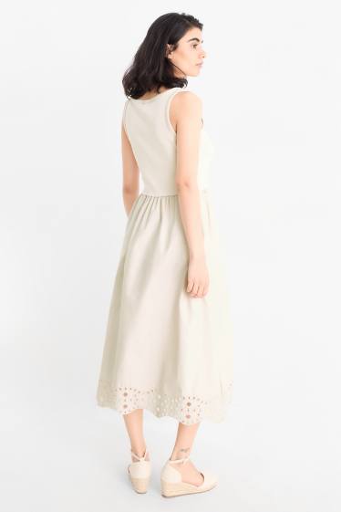 Damen - Fit & Flare Kleid - Broderie Anglaise - hellbeige