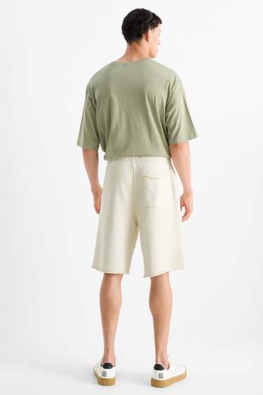 Heren - Sweatshort - crème wit