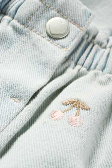 Baby: meisjes - Kers - babyspijkerbroek - jeanslichtblauw