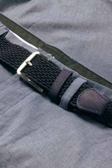 Hommes - Short à ceinture - gris