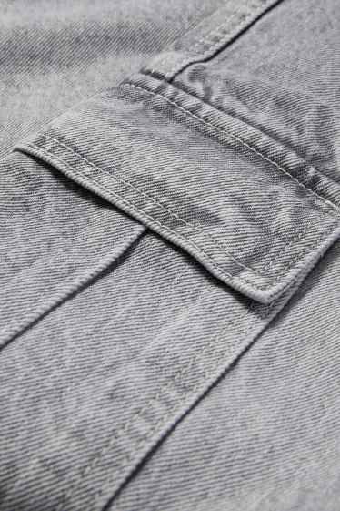 Kinderen: jongens - Cargojeans - jeansgrijs