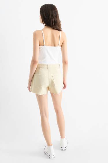 Femmes - Jupe-short en jean - beige clair