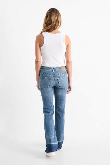Damen - Flared Jeans - Mid Waist - LYCRA® - jeansblau