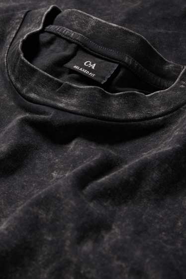 Men - T-shirt - relaxed fit - black