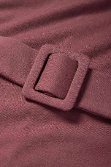 Damen - T-Shirt-Kleid mit Gürtel - bordeaux