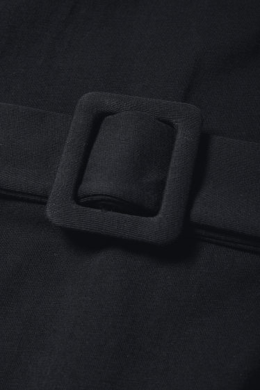 Damen - T-Shirt-Kleid mit Gürtel - schwarz