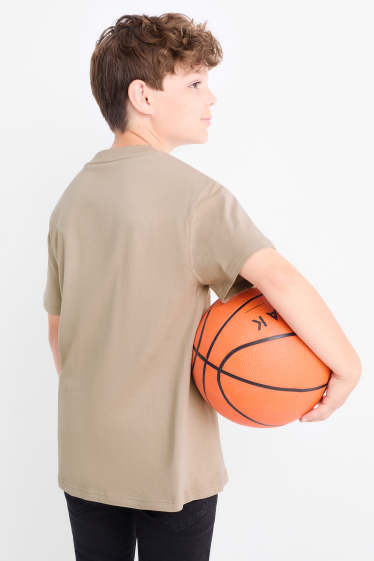 Děti - chlapci - Basketbalový motiv - tričko s krátkým rukávem - taupe