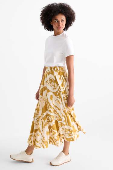 Women - Skirt - patterned - mustard yellow