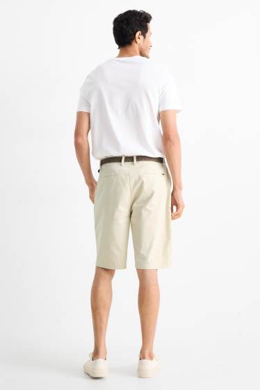 Men - Shorts with belt - light beige