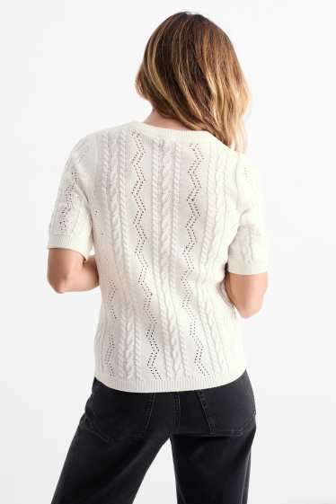 Femmes - Pull en maille - manches courtes - motif tressé - blanc