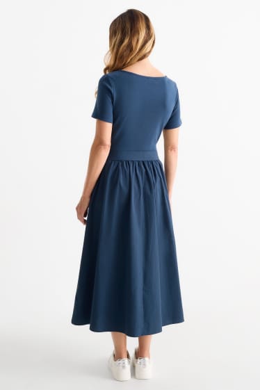 Dames - Fit & flare-jurk met ceintuur - donkerblauw