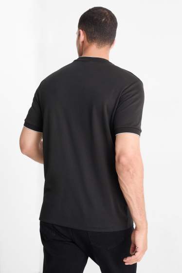 Heren - T-shirt - regular fit - zwart
