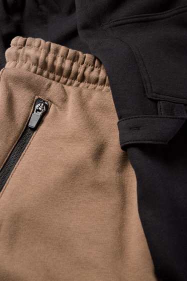 Kinderen: jongens - Set van 2 - joggingbroek - bruin