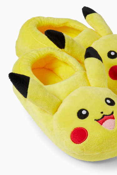 Kinderen: jongens - Pokémon - Pikachu - pantoffels - geel