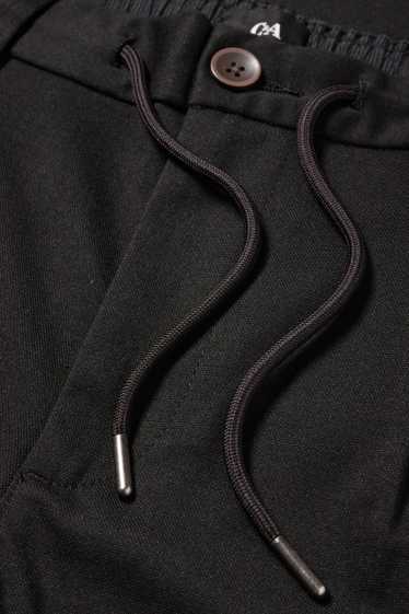 Men - Chinos - tapered fit - black