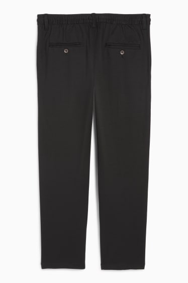 Men - Chinos - tapered fit - black