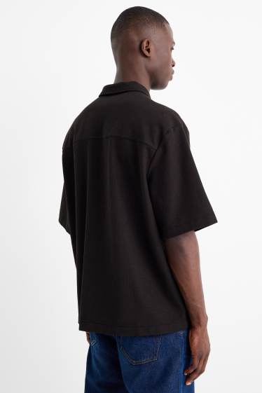 Hommes - Chemise - regular fit - col kent - finition texturée - noir