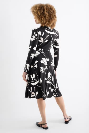 Damen - Wickelkleid - geblümt - schwarz / weiß