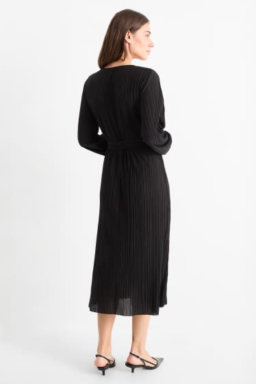 Damen - Plissee-Wickelkleid - schwarz