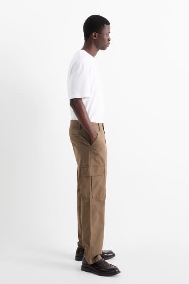 Hombre - Pantalón cargo - con textura - caqui