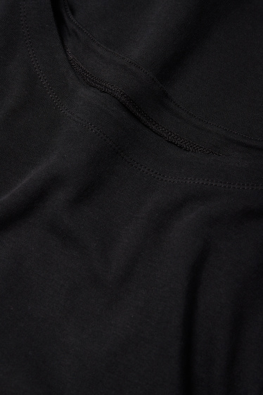 Femei - Tricou cu mânecă lungă basic - negru