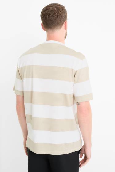 Herren - T-Shirt - Relaxed Fit - gestreift - weiss / beige