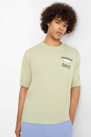 Men - T-shirt - oversized - light green