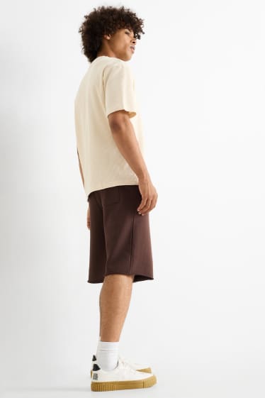 Bărbați - Pantaloni scurți de trening - maro închis
