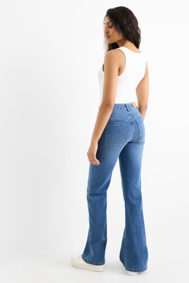 Women - Flared jeans - mid-rise waist - blue denim
