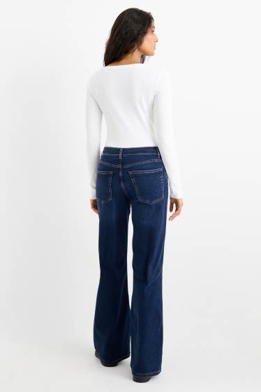 Femei - Wide leg jeans - talie medie - LYCRA® - denim-albastru