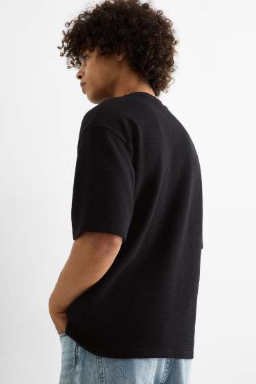 Hommes - T-shirt - Oversize - finition texturée - noir