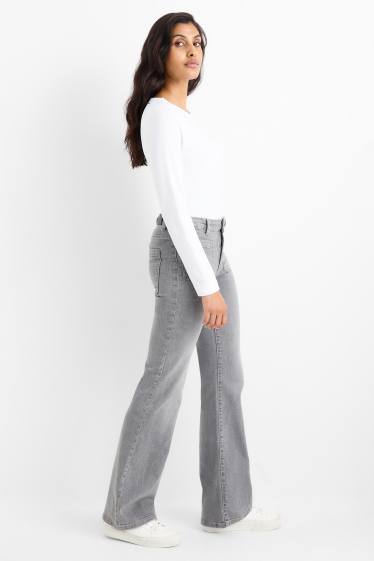 Femei - Flared jeans - talie medie - denim-gri