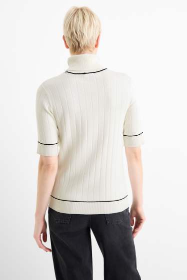 Femmes - Pull - blanc