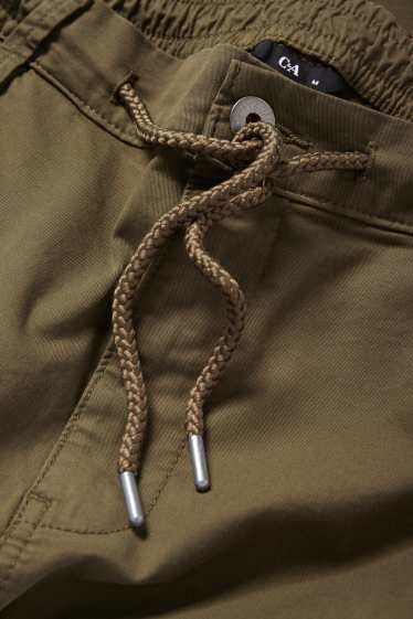 Home - Pantalons cargo - tapered fit - caqui