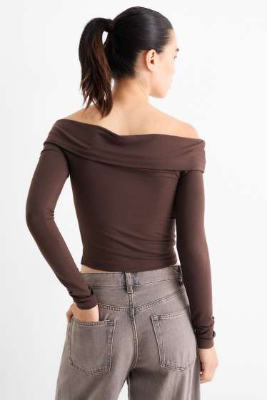 Femei - Tricou crop cu mânecă lungă - maro închis