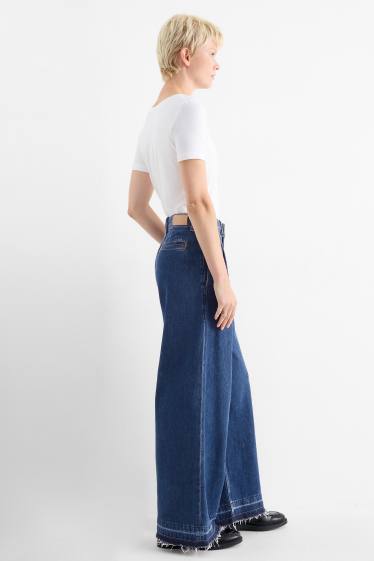 Women - Wide leg jeans - mid-rise waist - blue denim