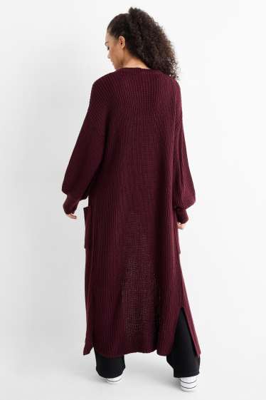 Femmes - Gilet en maille long - finition côtelée - rouge foncé