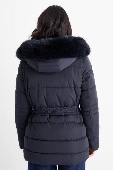 Donna - Giacca trapuntata con cintura, cappuccio e riporto di ecopelliccia - blu scuro