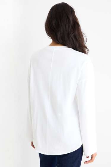 Women - Basic long sleeve top - white