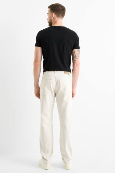Herren - Regular Jeans - cremeweiß