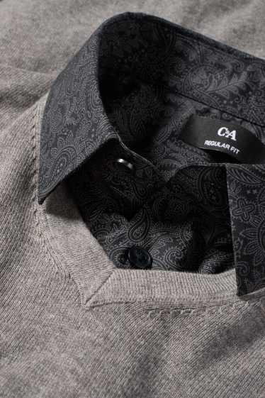 Herren - Set - Pullover mit V-Ausschnitt und Businesshemd - 2 teilig - grau