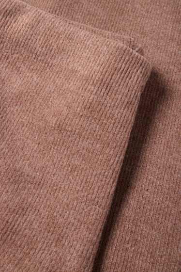 Women - Knitted joggers - ribbed - brown