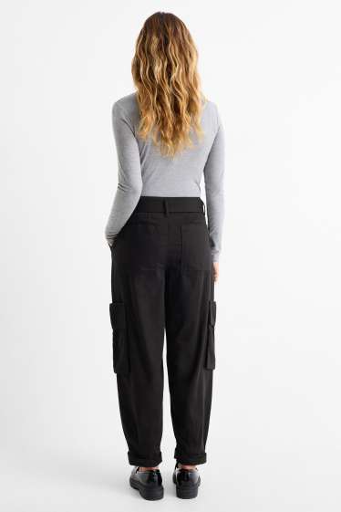 Dámské - Cargo kalhoty s páskem - high waist - tapered fit - černá