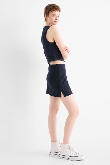 Femmes - Jupe short - fines rayures - bleu foncé