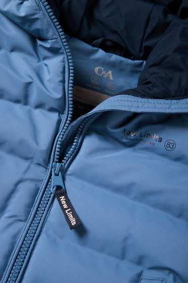 Děti - chlapci - Prošívaná bunda s kapucí - z vodoodpudivého materiálu - modrá