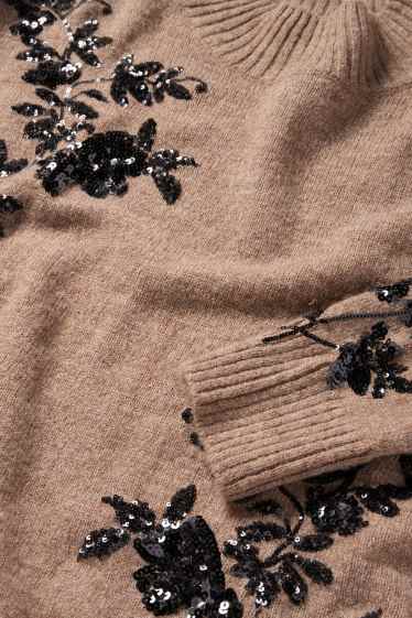 Femei - Pulover - aspect lucios - cu flori - maro