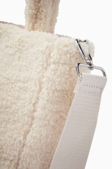 Damen - Kleiner Teddy-Shopper mit abnehmbarem Taschengurt - beige